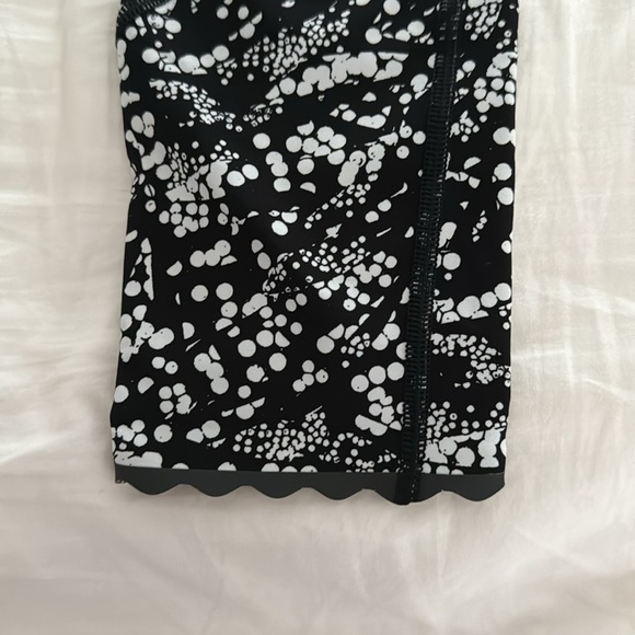 Lululemon Tight Stuff Tights size 4 - Picture 4 of 7